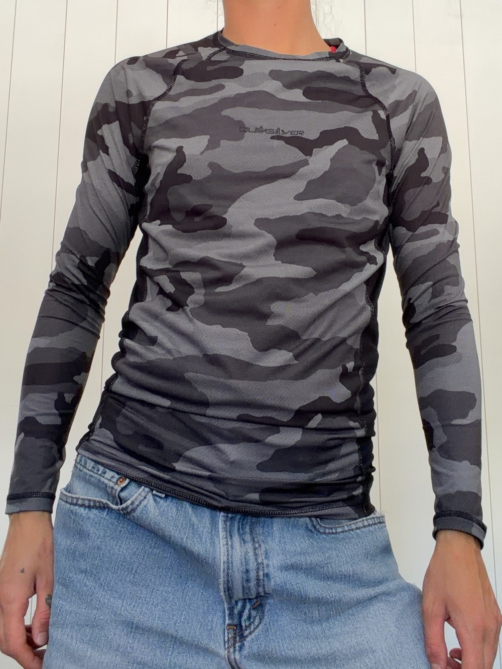 QUICKSILVER RASHGUARD